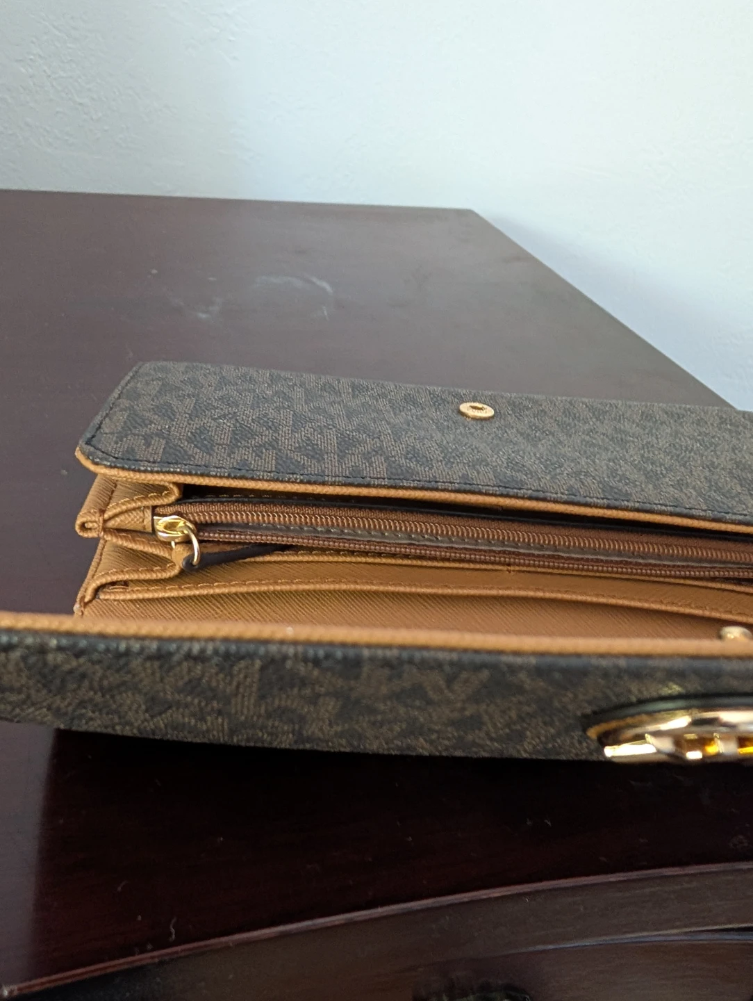 Michael Kors Wallet - photo 4