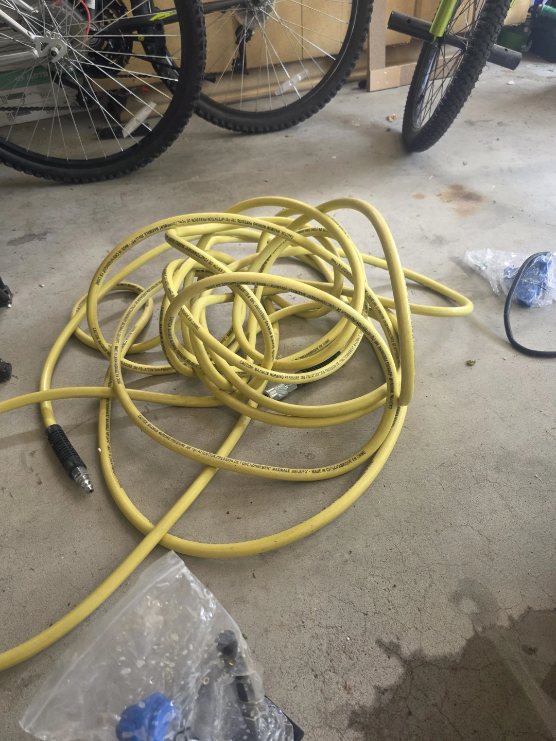 Mastercraft Air Compressor with Hose - photo 2