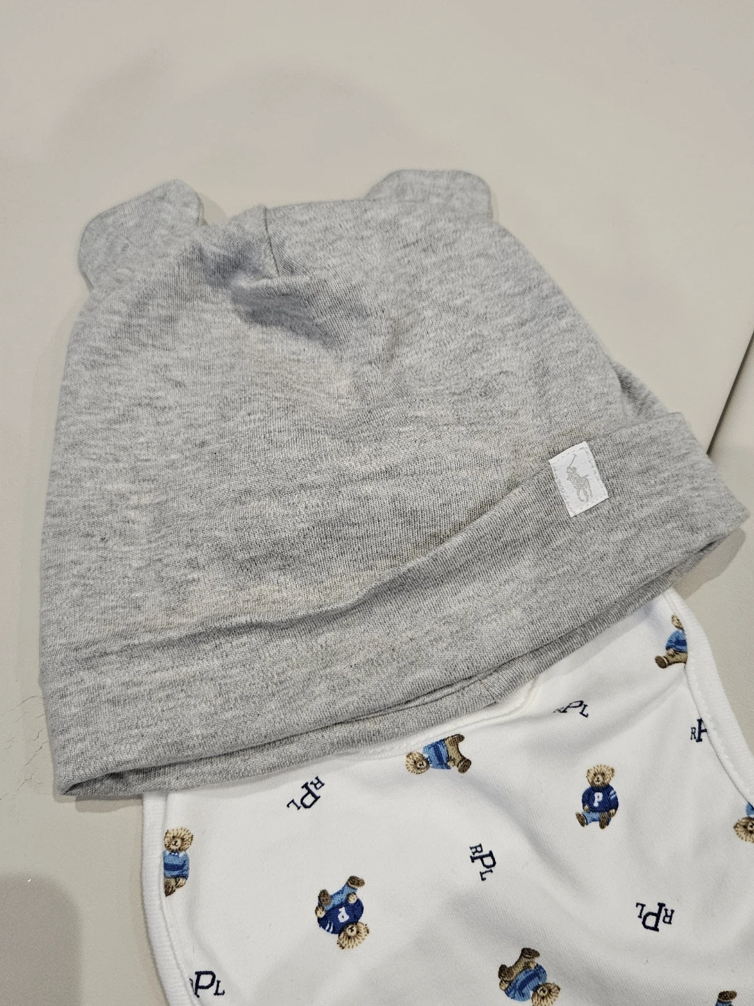 Ralph Lauren Baby Bear Hat and Bib Set - photo 5