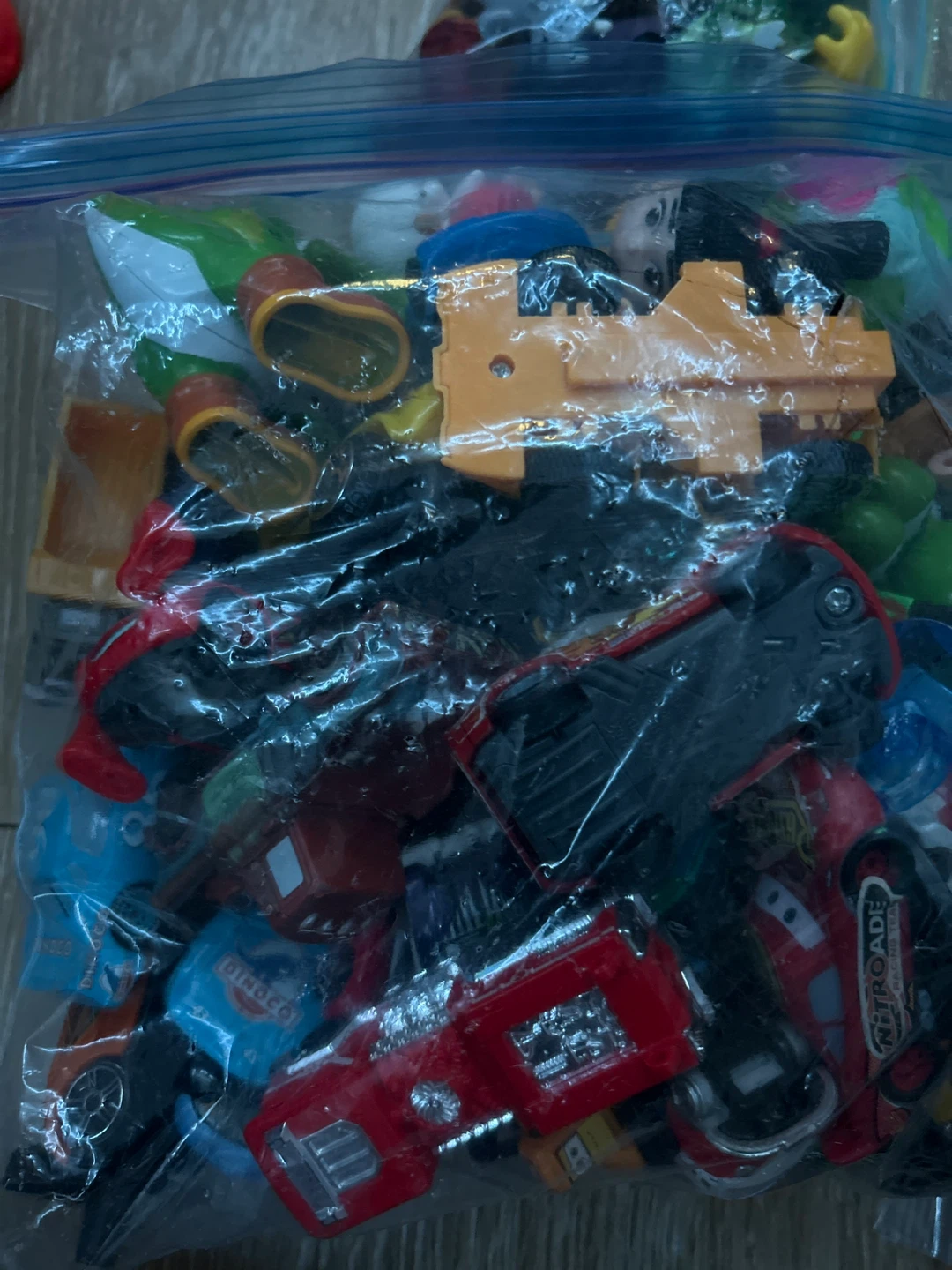 Bag of assorted toys and figures - photo 2