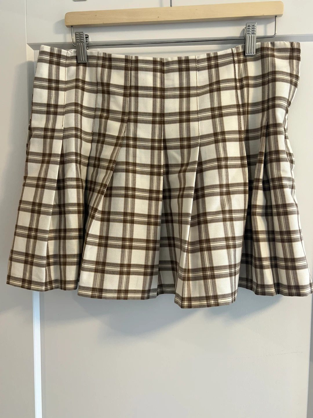 H&M Divided Plaid Pleated Mini Skirt - Size US 14