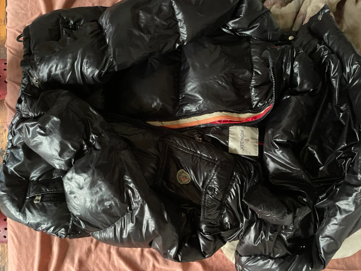 Moncler coat with hood and image - photo 2