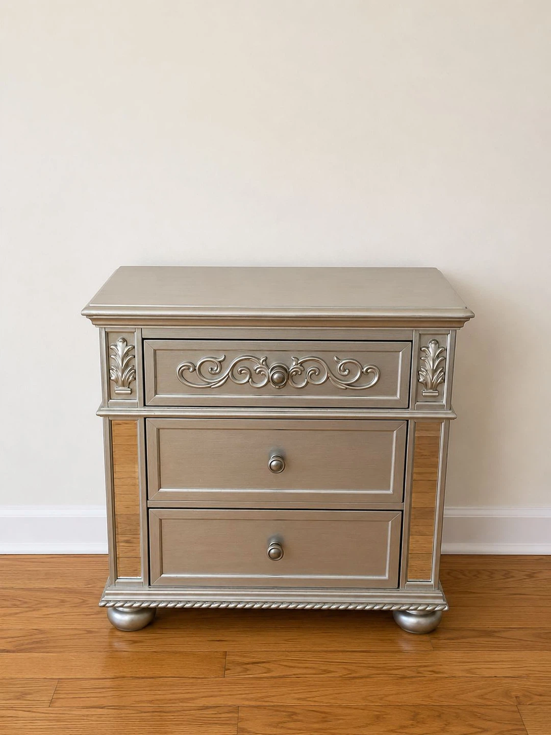 Silver Bedroom Furniture Set - Dresser, Nightstand, Chest - photo 4