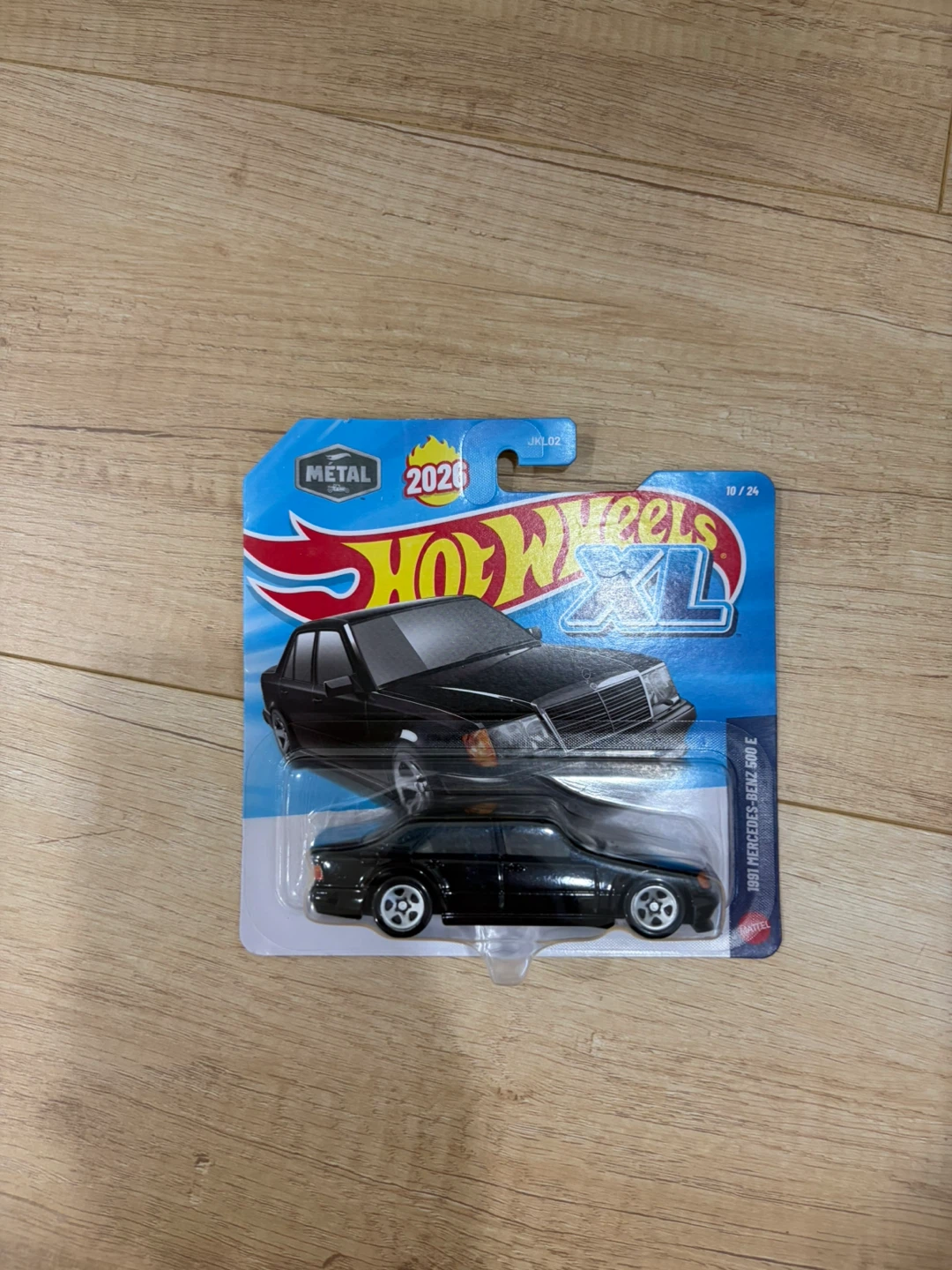 Hot Wheels  Mercedes-Benz 500 E XL