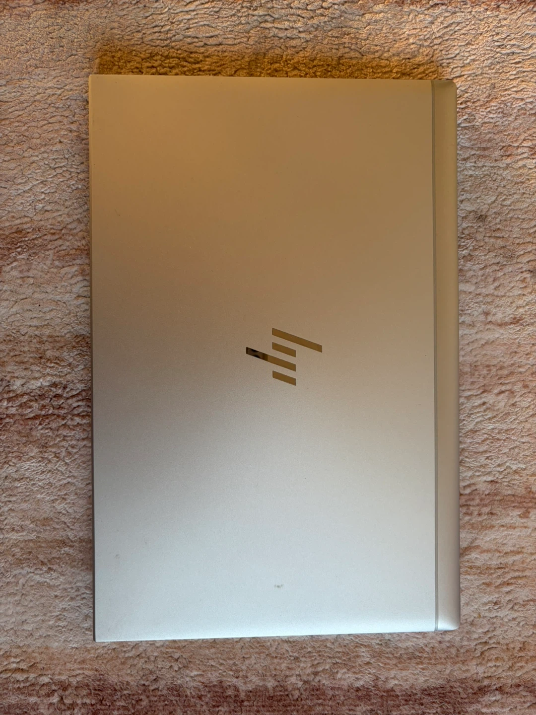 HP EliteBook 840 G8 - photo 2