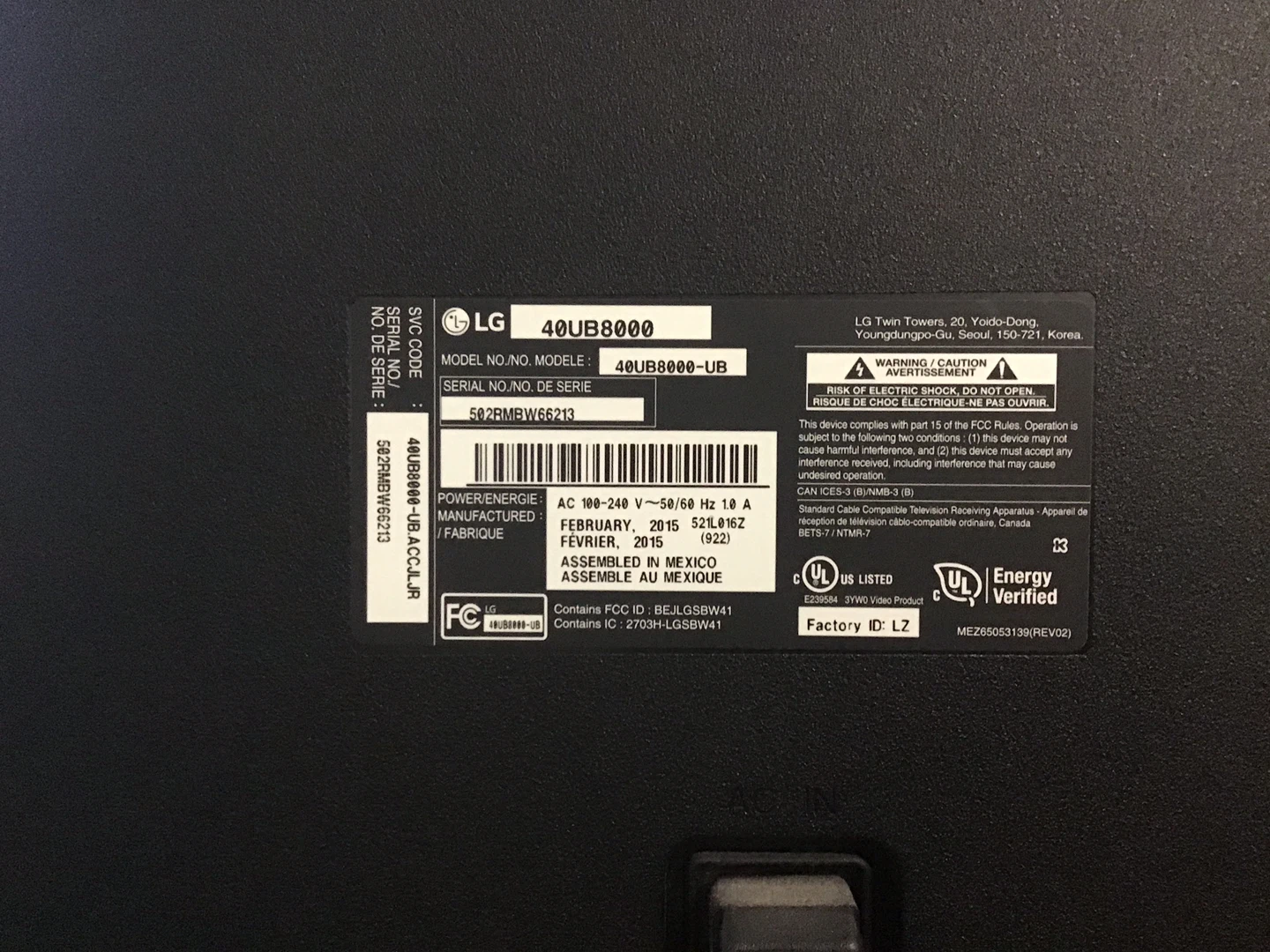 LG 40" 40UB8000-UB Smart LED TV - photo 3