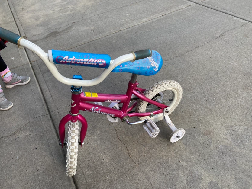 Nakamura Adventure Kids Bike with Training Wheels - photo 2