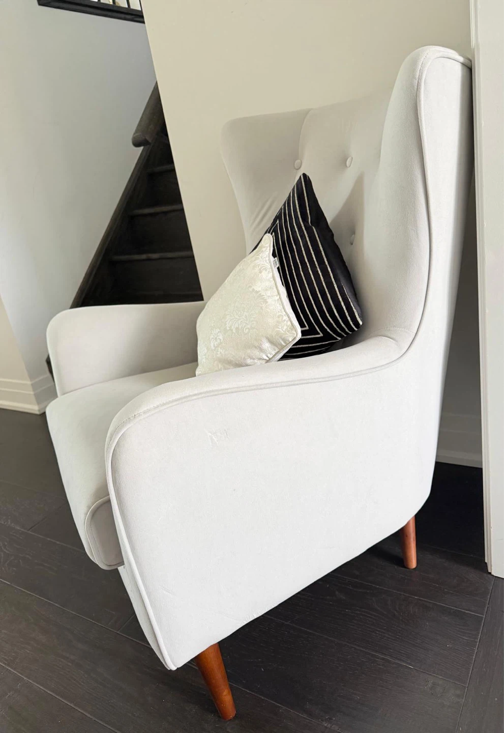 Accent chair for sale - photo 3