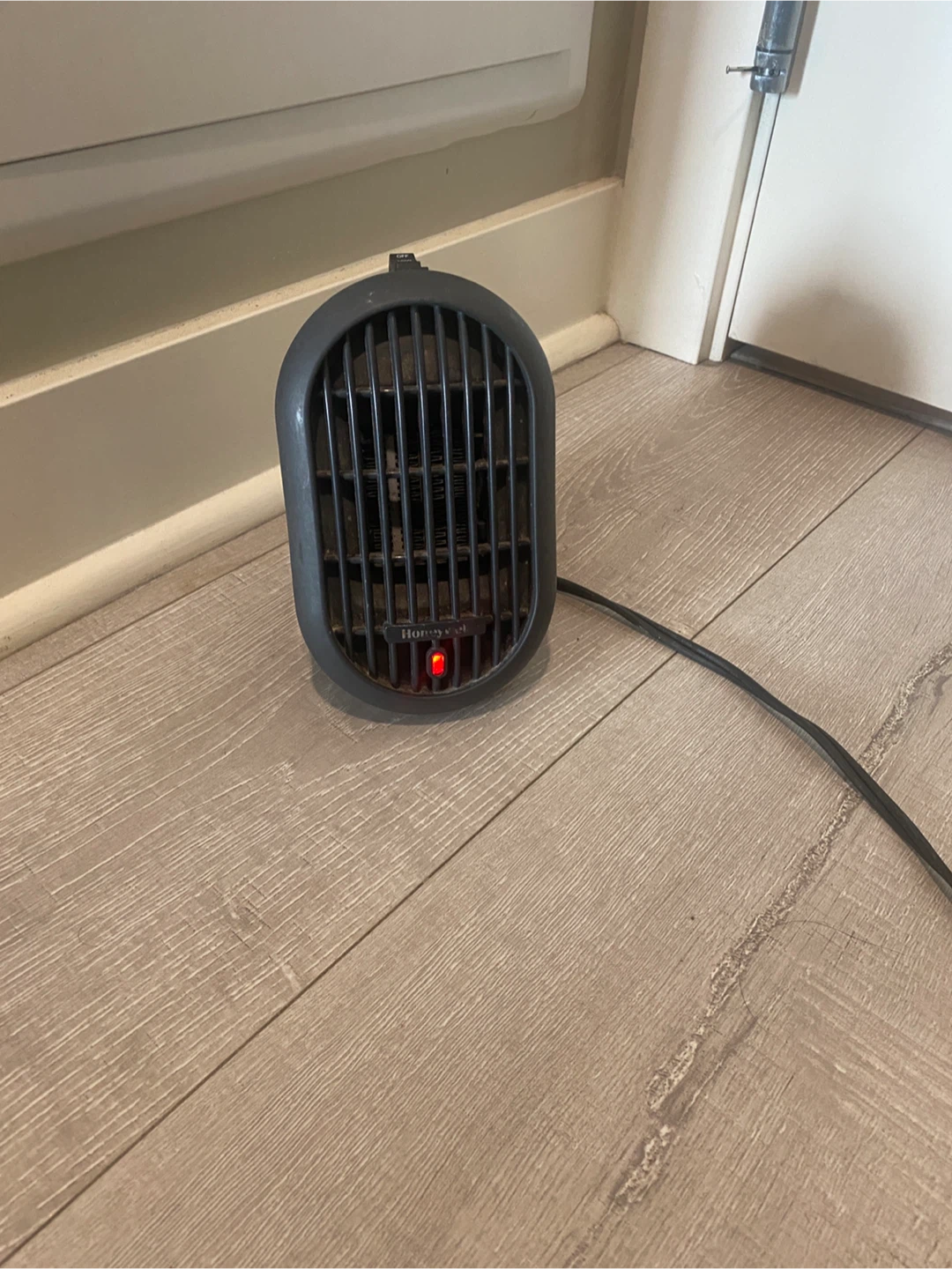 Honeywell Portable Electric Heater - photo 2