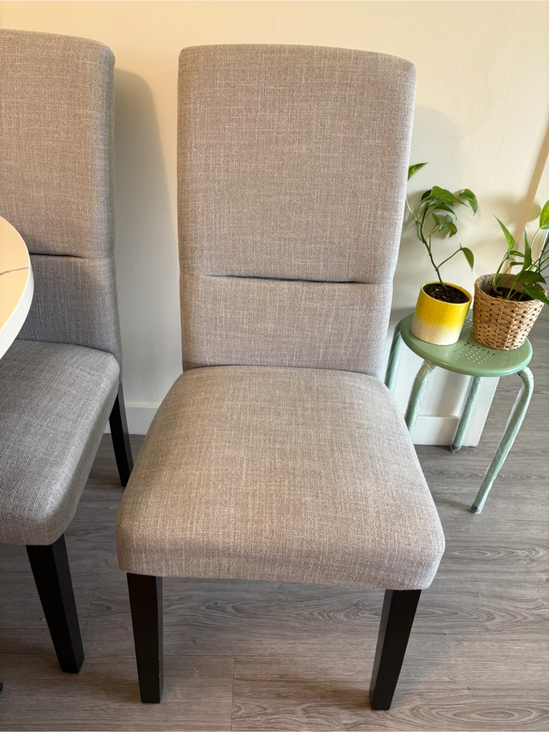 Round Dining Table and 4 Chairs Set - photo 3