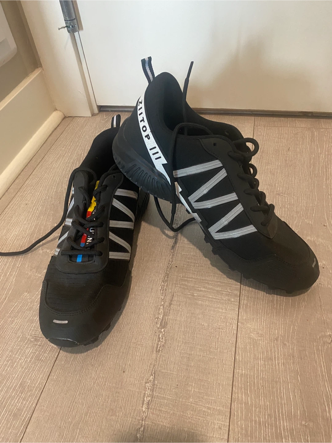 Black Athletic Shoes - photo 5
