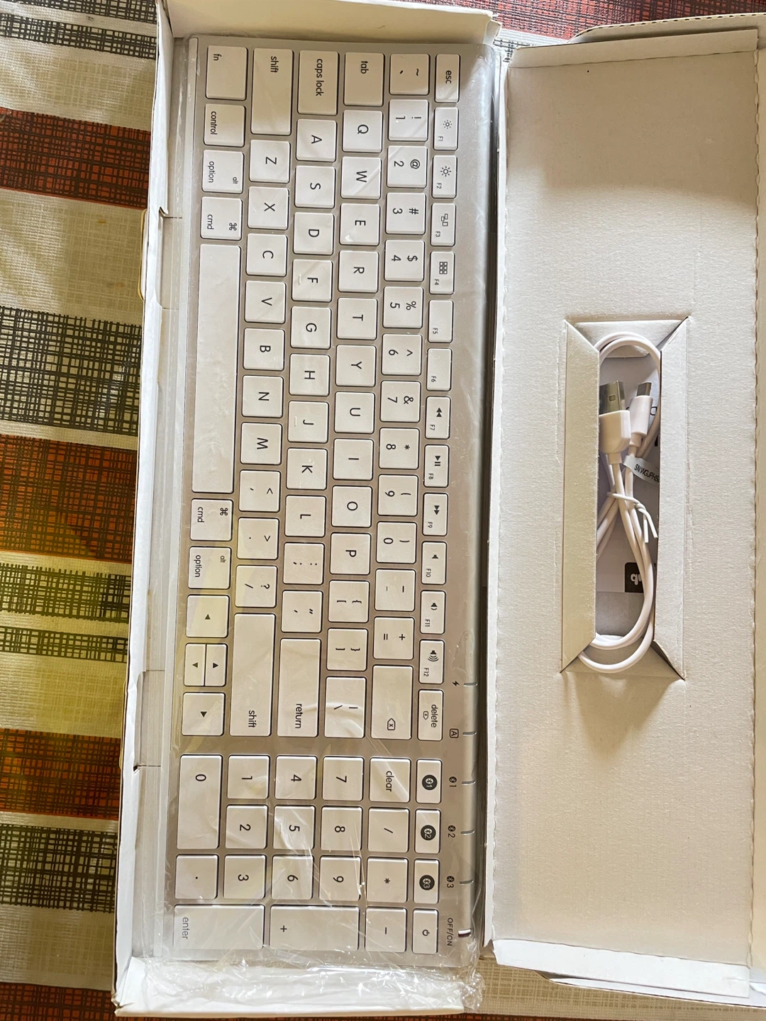 Wireless Keyboard for Macbook