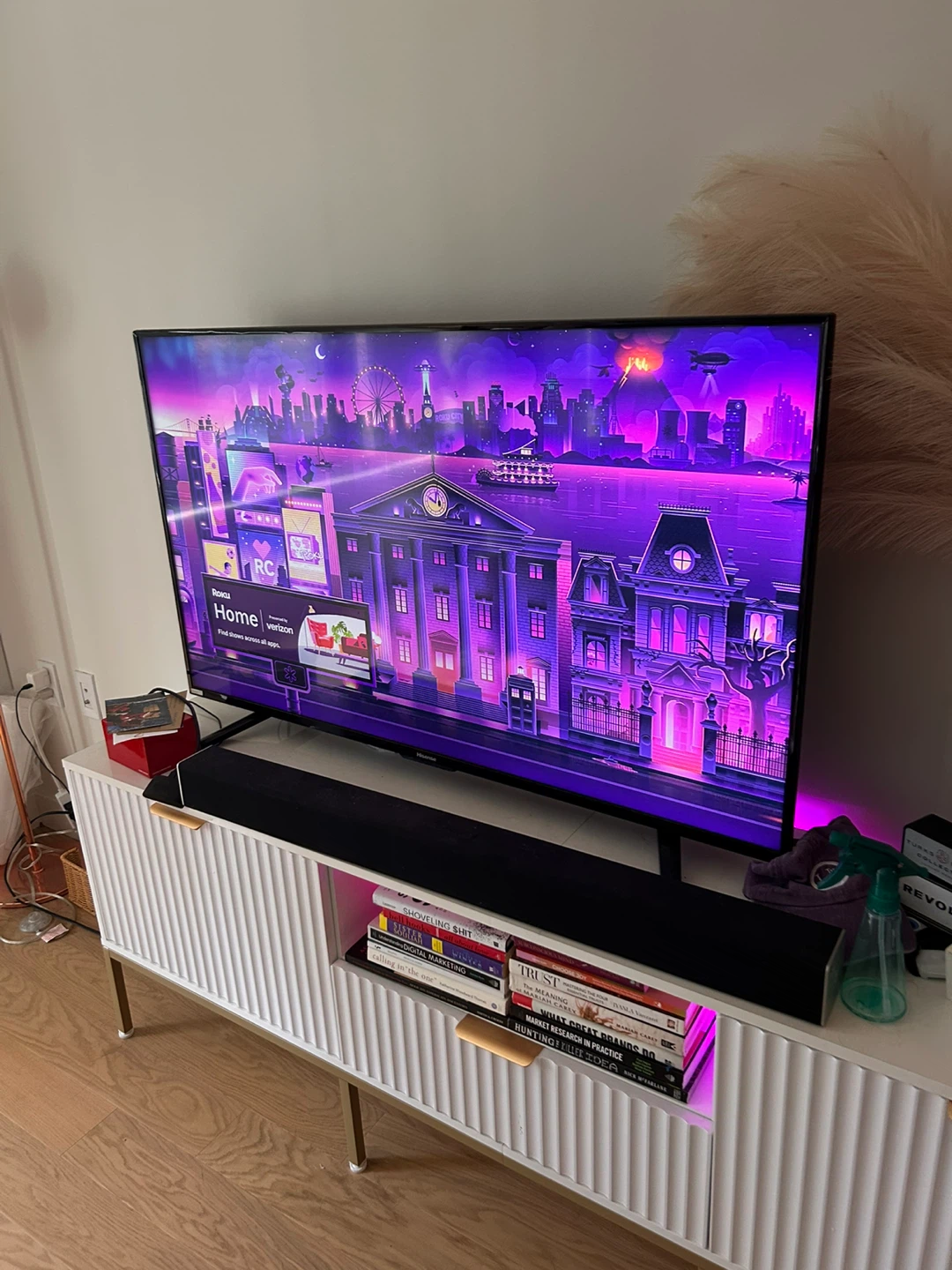 55" Smart TV