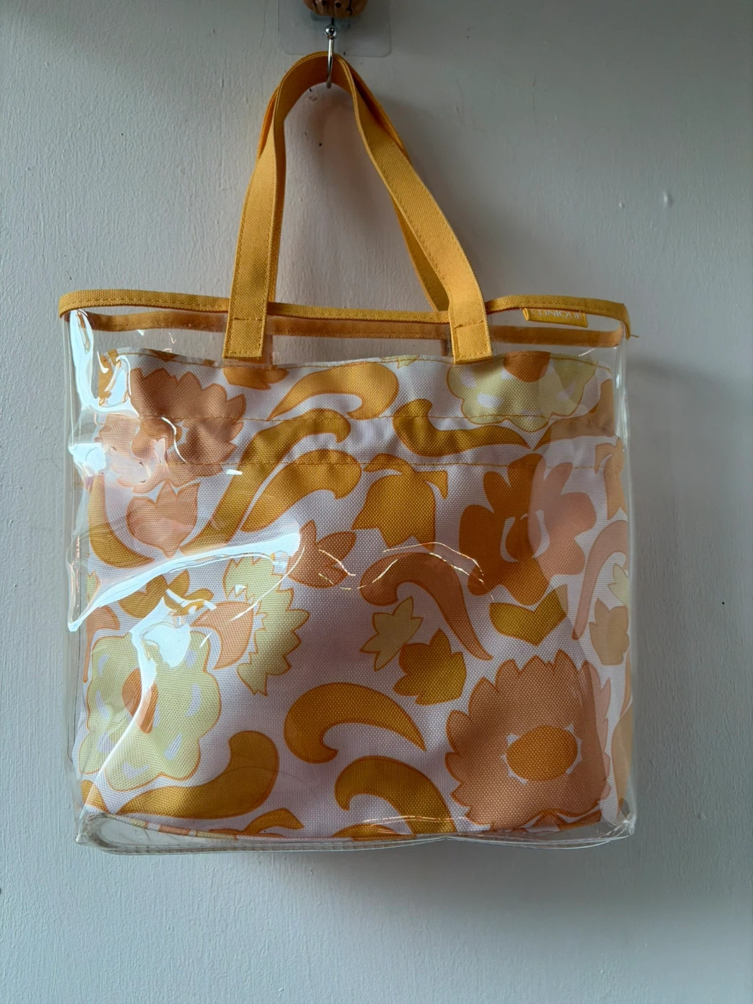 Clinique bag