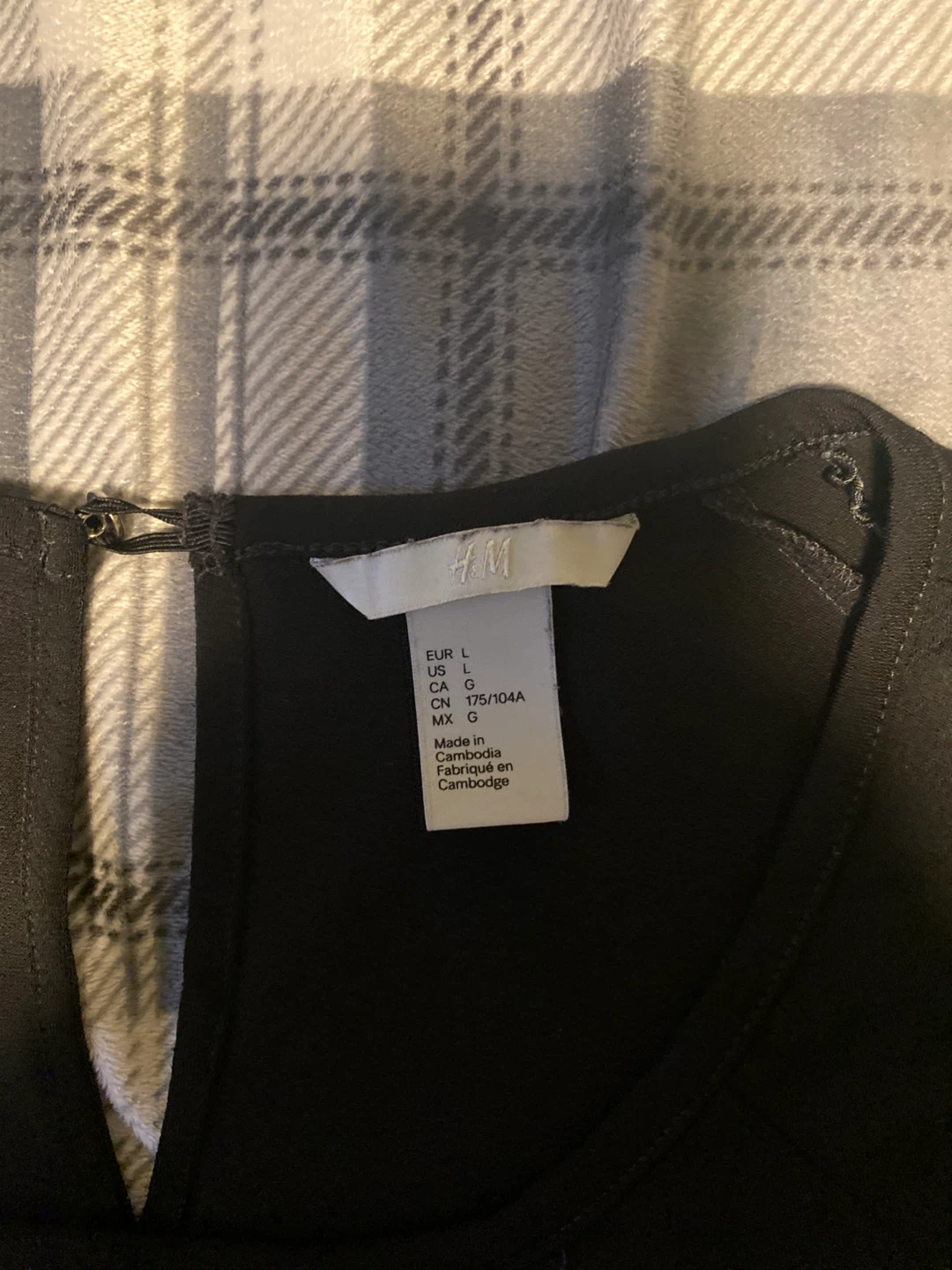 Women’s Black H&M Top Size Large - photo 2
