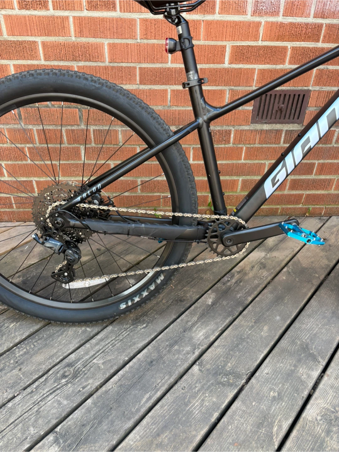 Giant Talon 4 Hardtail MTB - photo 2