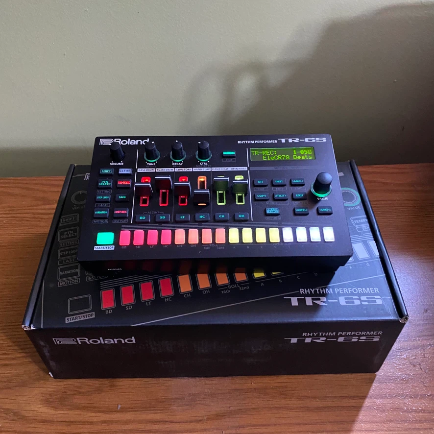 Roland TR-6S Rhythm Performer