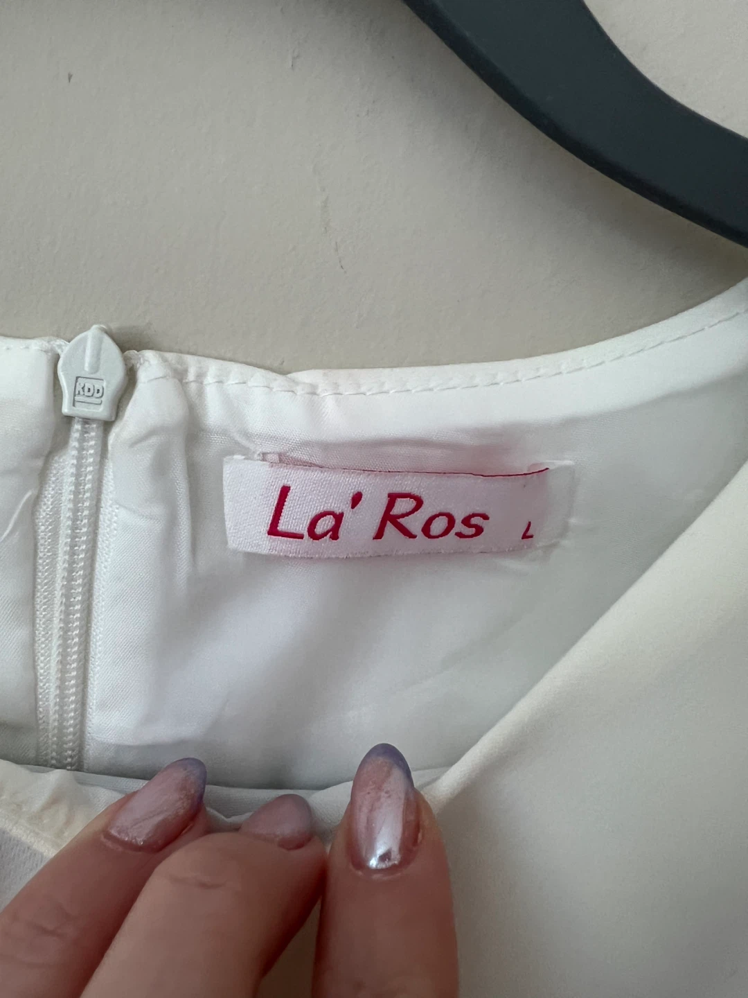 La' Ros White Feather Trim Cropped Top - photo 3