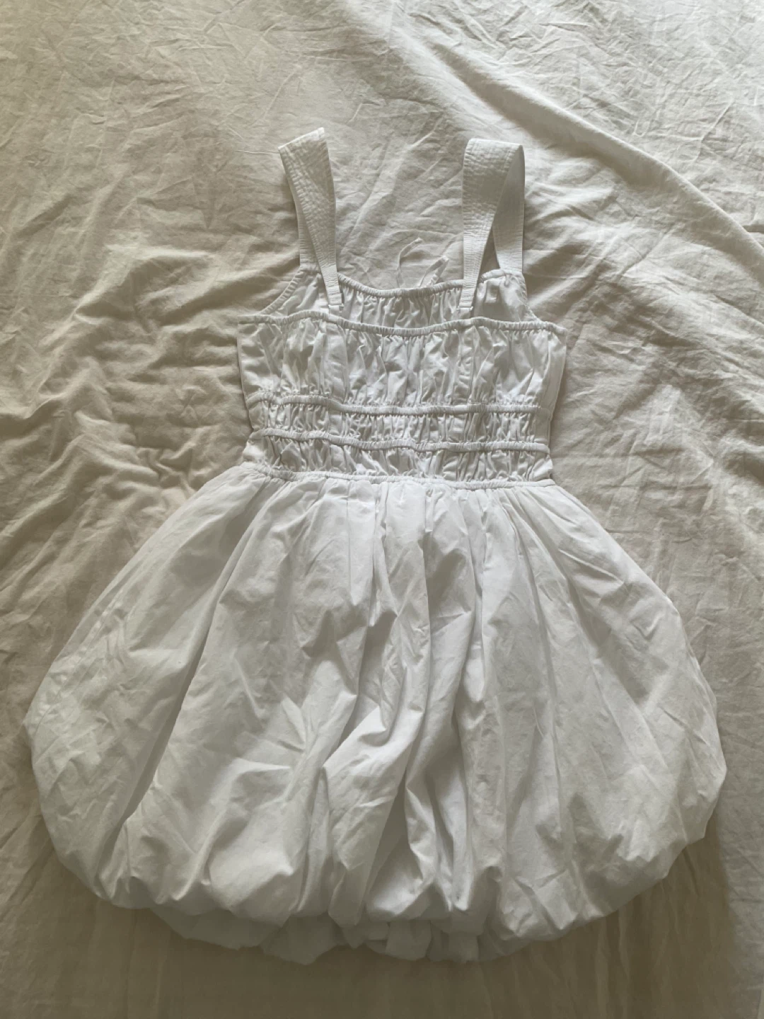 New ! Aritzia Martine White Bubble Dress - photo 2