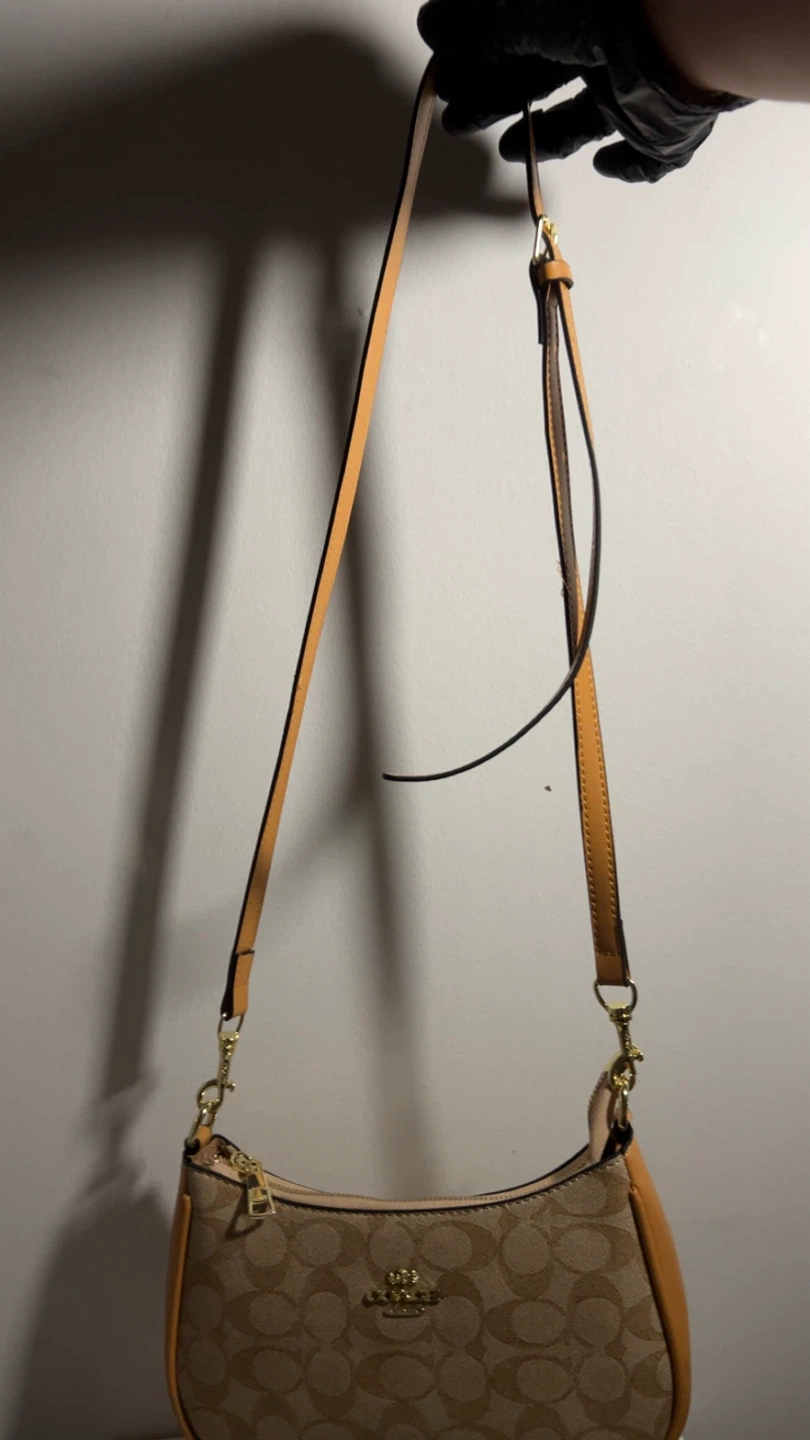 Coach Shoulder Bag - photo 3