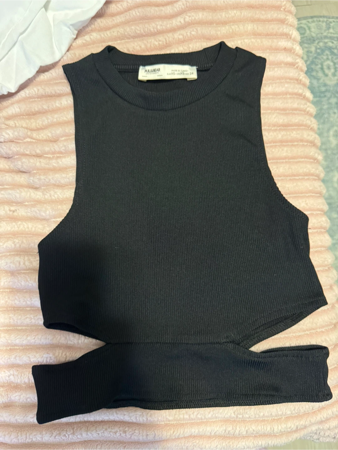 Pull & Bear Black Cut-Out Ribbed Tank Top - photo 2