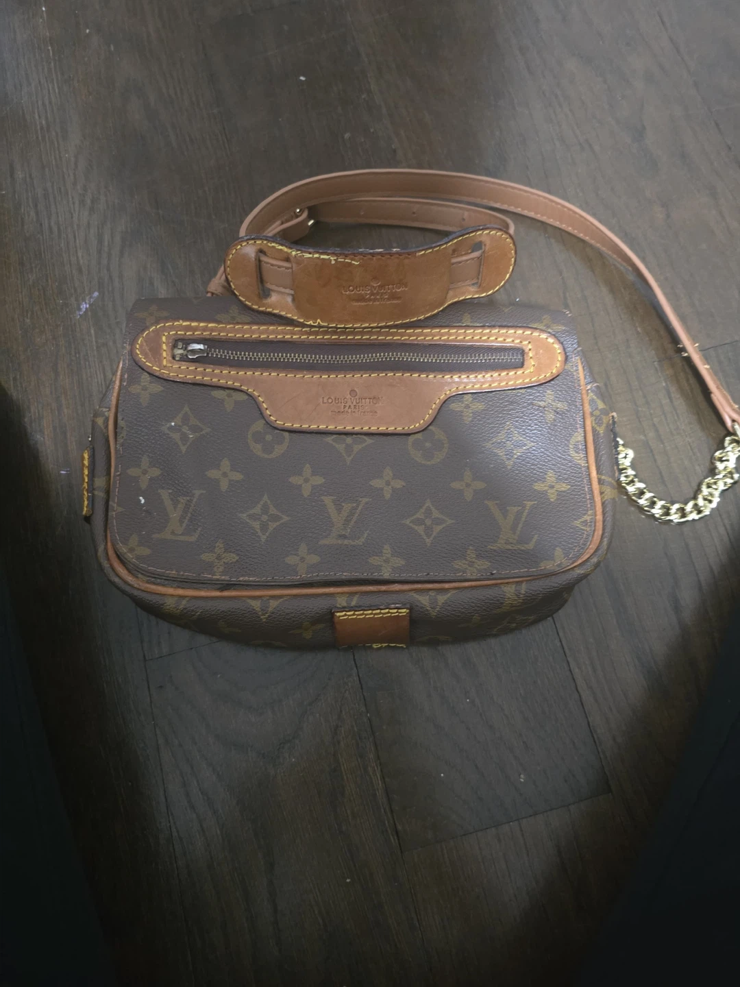 Louis Vuitton Monogram Canvas Shoulder Bag - photo 5