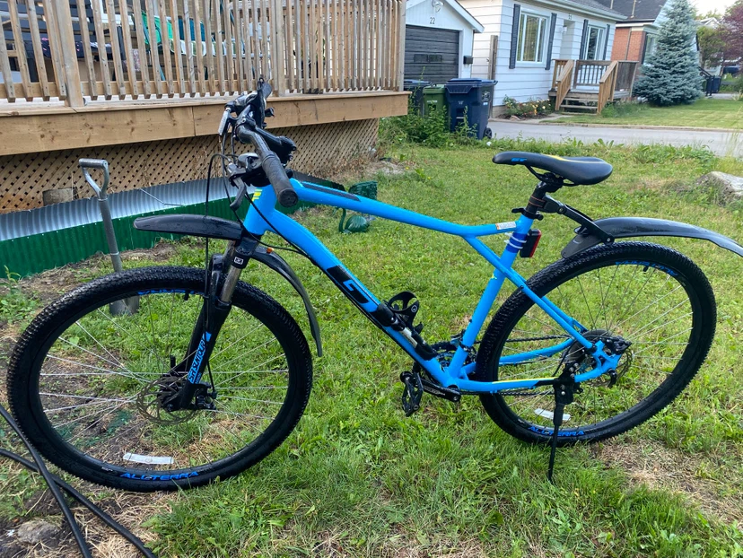 GT XL Aggressive sport  Mountain Bike