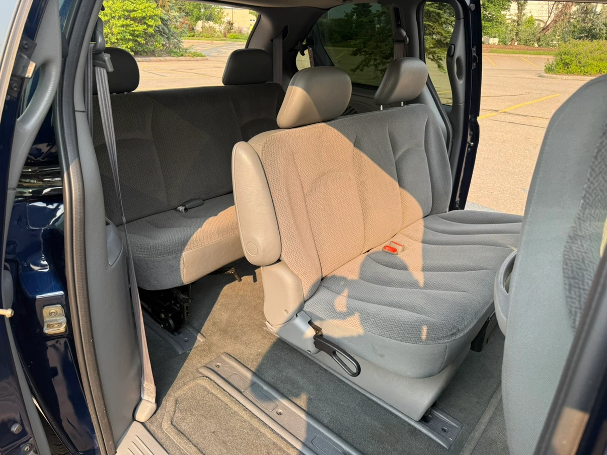 2005 Dodge Caravan *115k* - photo 5