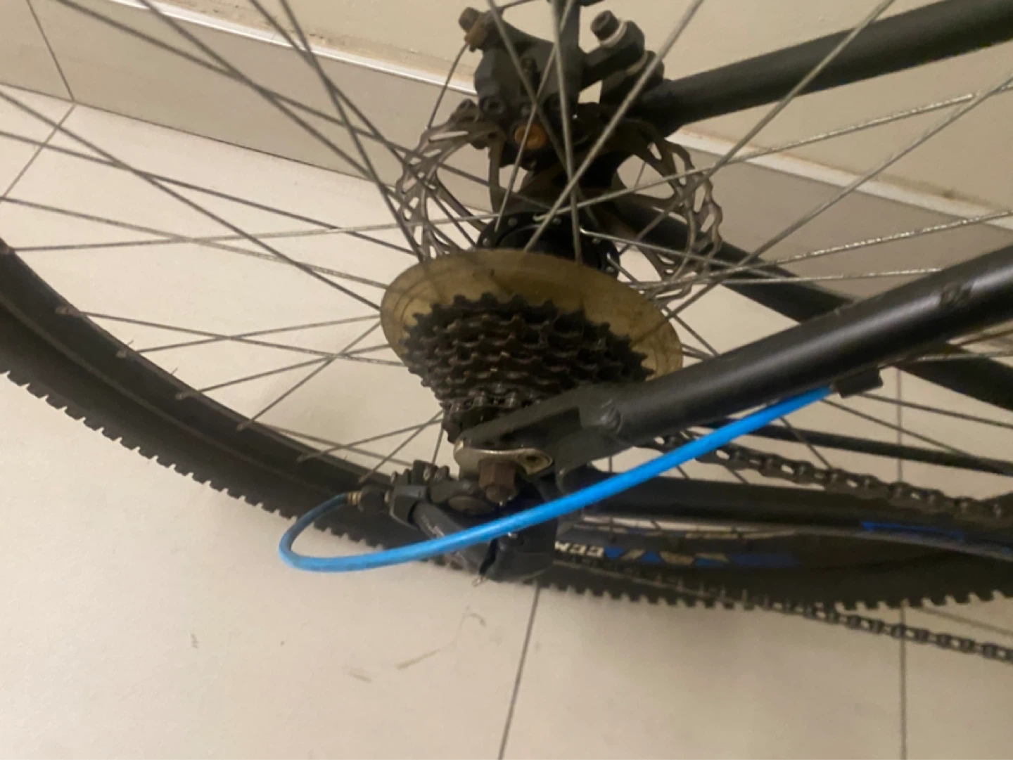 CCM Mountain Bike - photo 3