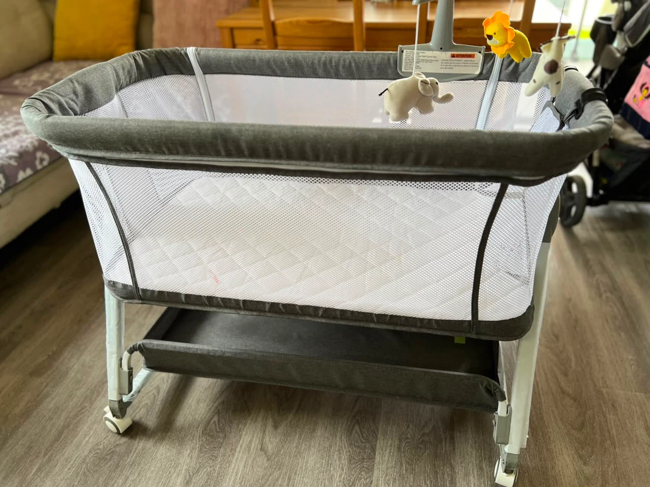 Grey Bassinet with Mobile and Storage Basket - photo 2