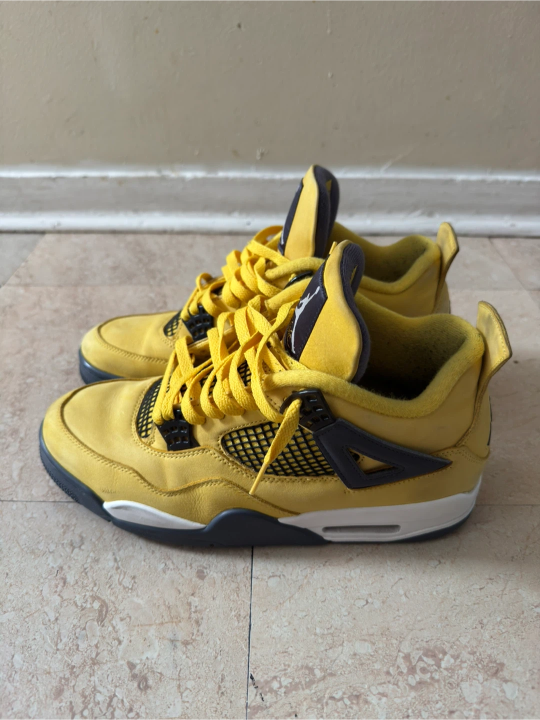 Authentic Air Jordan 4 Lightning Size 11 Men’s | No Box - photo 2