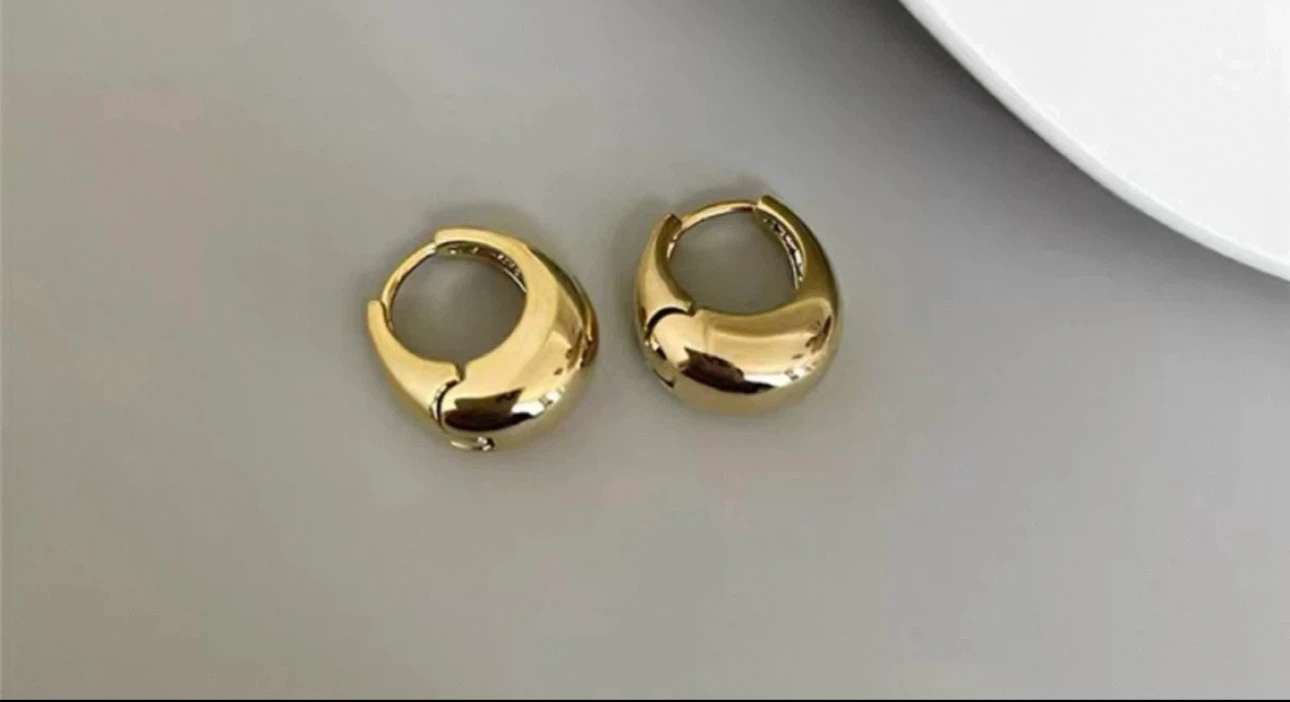 Metal Style Geometric Ear Cuffs Korean earrings. - photo 2