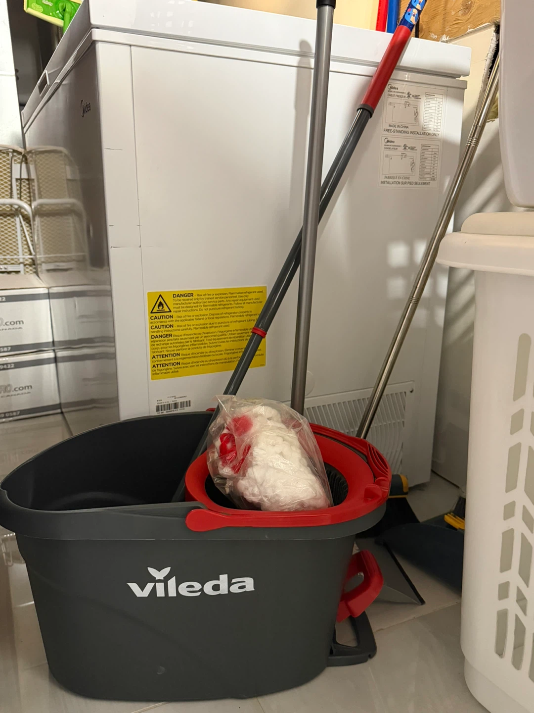 Vileda Mop Bucket with Mop Head