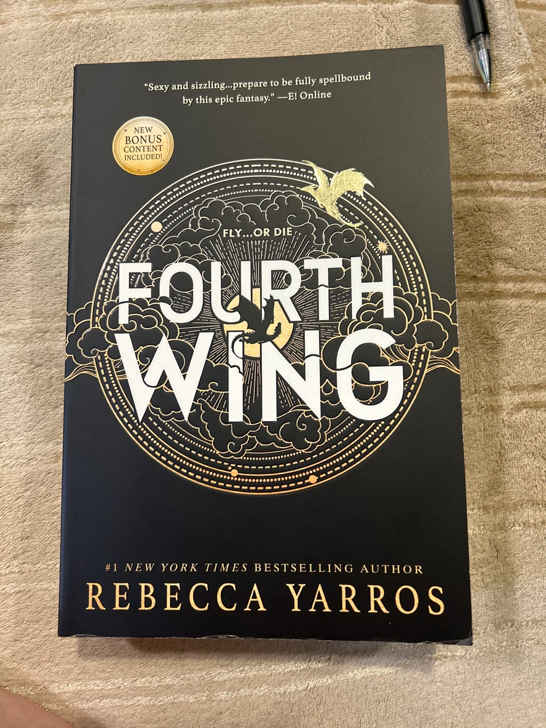 Fourth Wing Paperback special edition