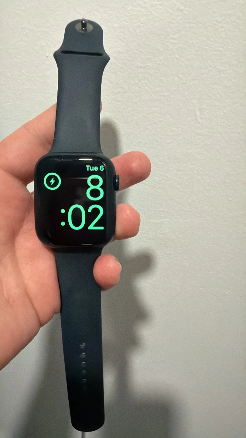 Apple Watch Series 7 - photo 3