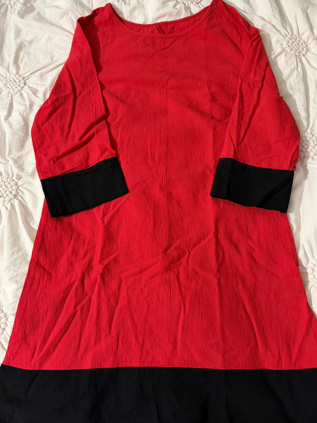 Red Dress with Black Accents - photo 2