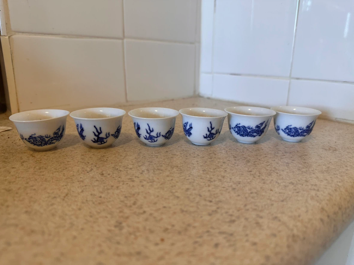 Vintage Chinese Teapot and Cup Set - photo 4