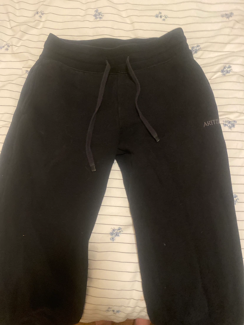 Aritzia Black Sweatfleece Low Waisted Pants