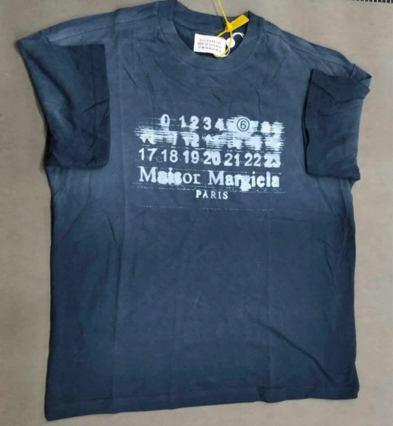 Maison Margiela Paris T-Shirt Size Small - photo 3