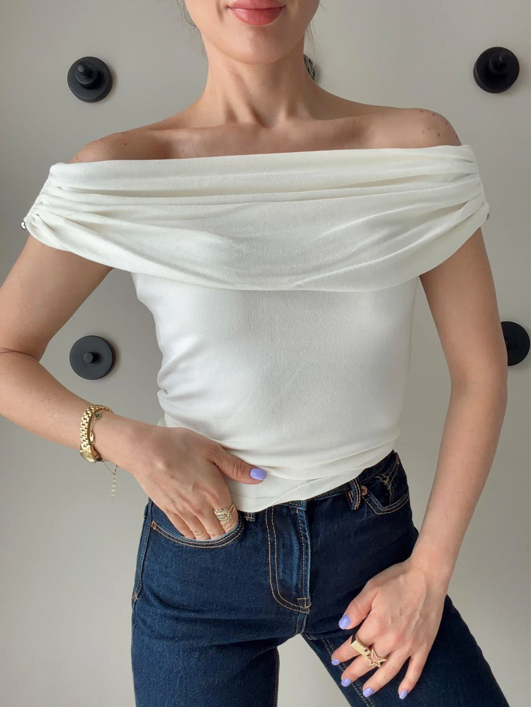 White off-the-shoulder ruched top - photo 2