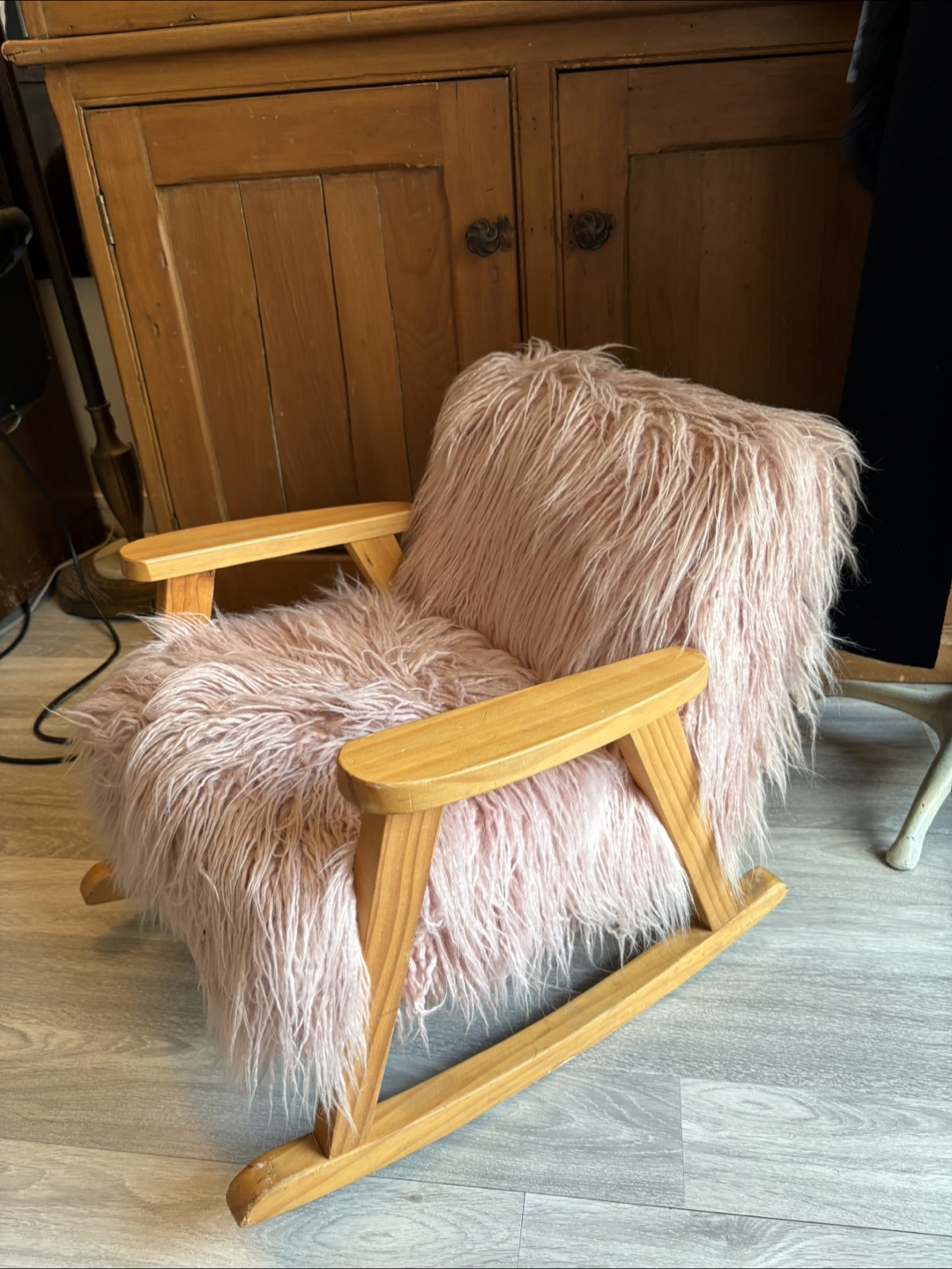 Pink Faux Fur Accent Chair - photo 2
