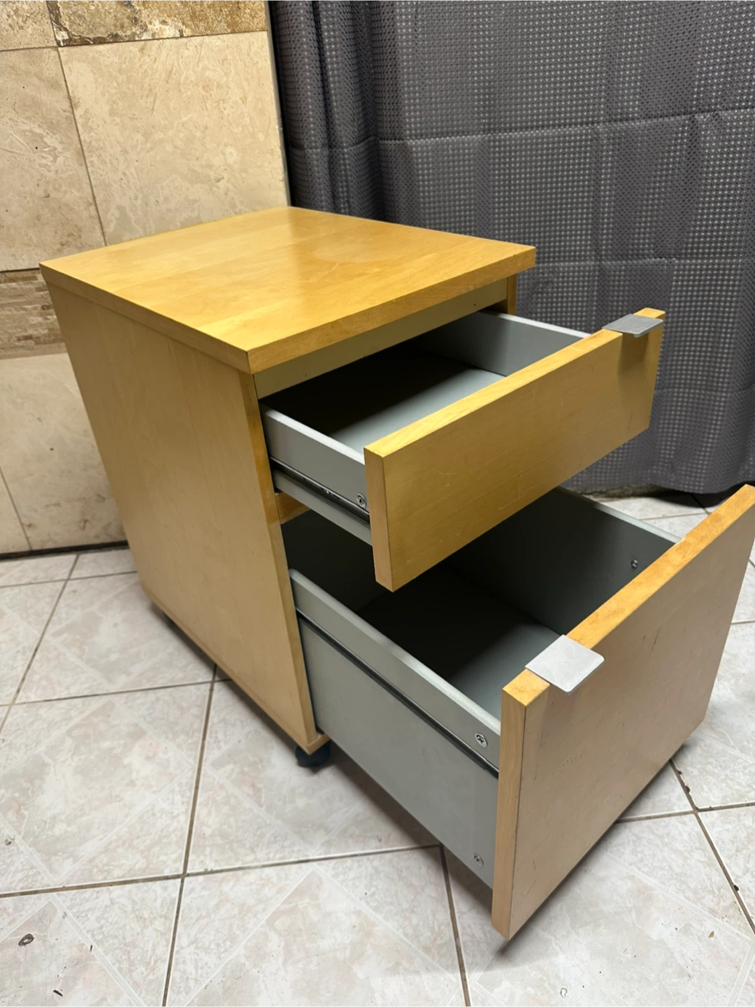 Light‑wood 2‑drawer mobile cabinet in great condition - photo 2