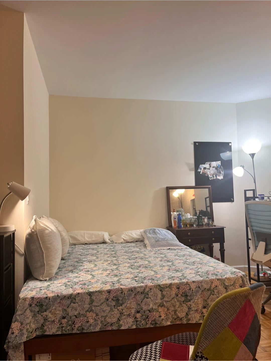 Solid wood bed and Zinus mattress bundle - photo 3