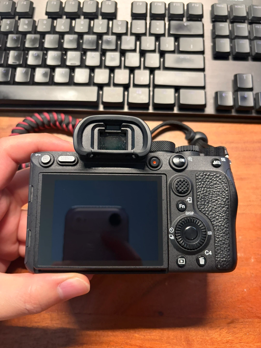 Sony Alpha a7R IV Mirrorless Camera - photo 4
