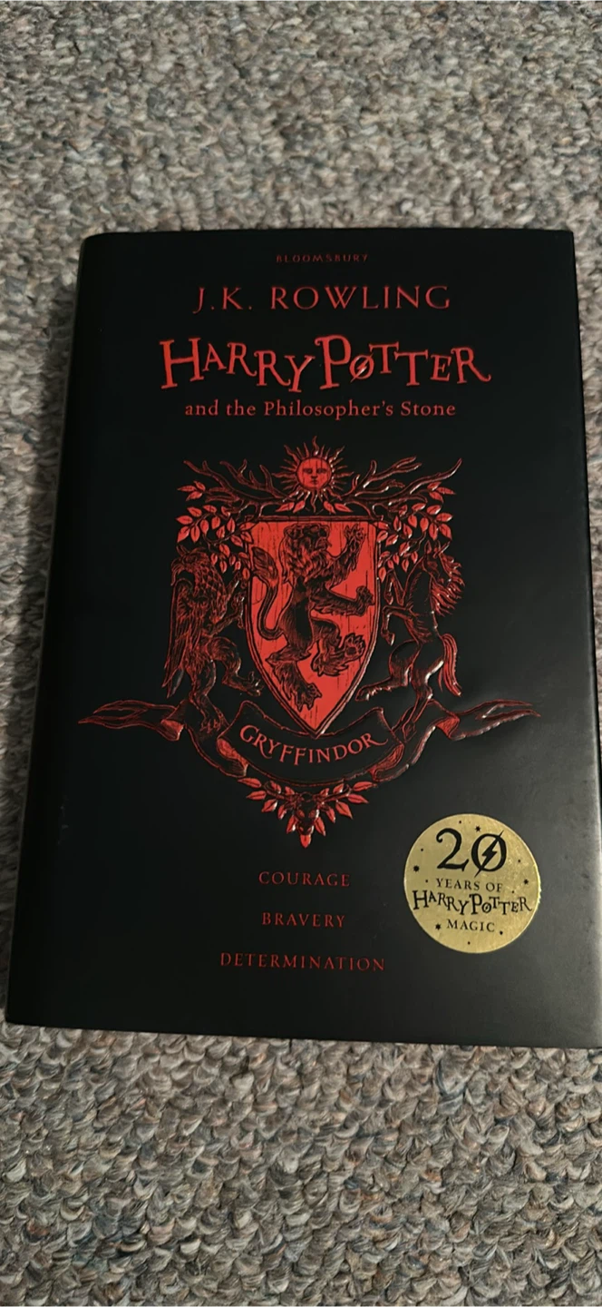 J.K. Rowling Harry Potter Gryffindor Edition Books