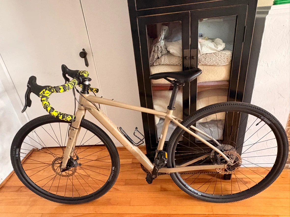 Garibaldi Gatineau G4 Gravel Bike
