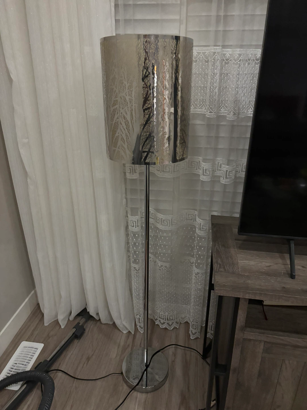 Tree Silhouette Floor Lamp - photo 2