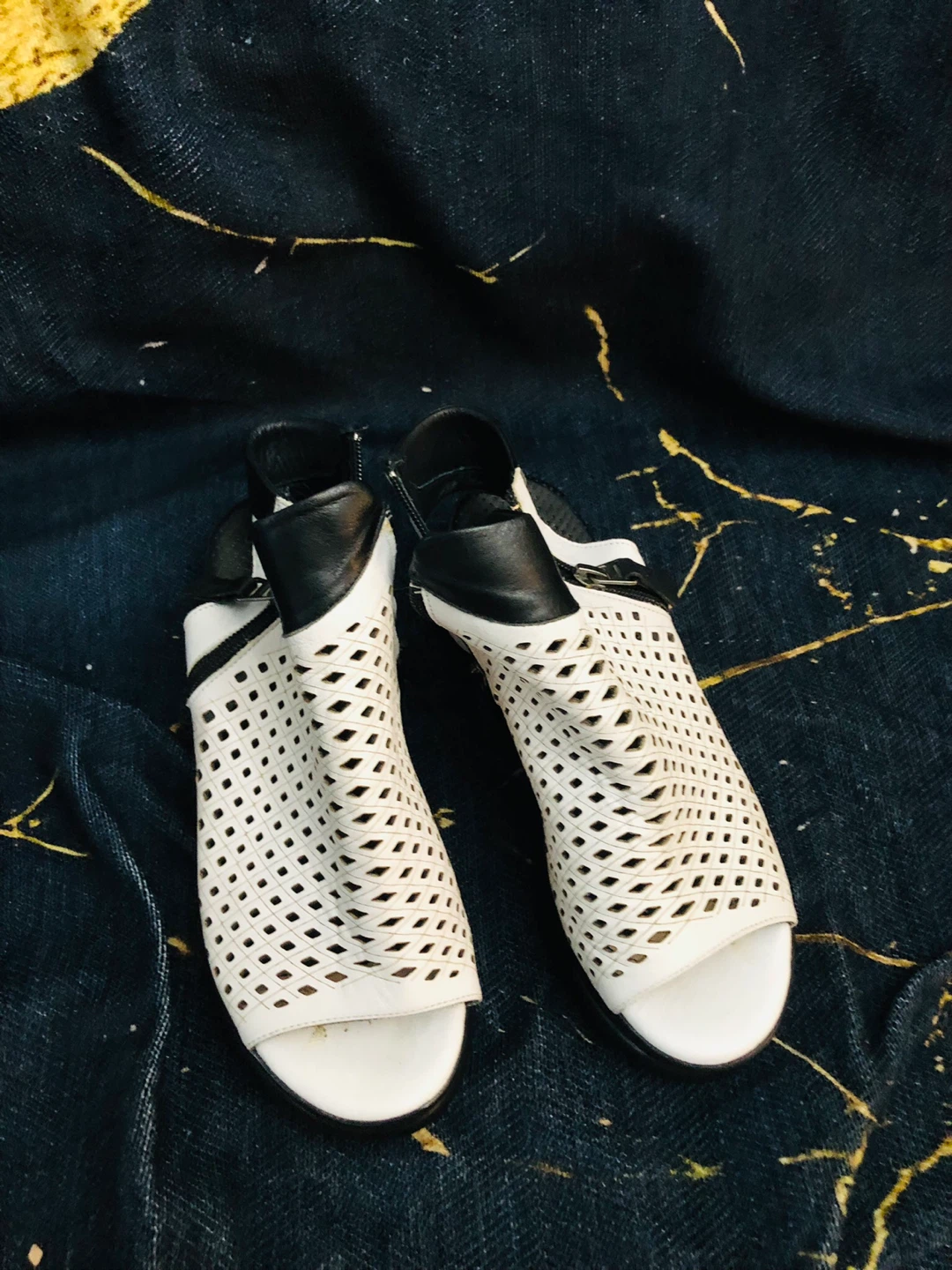 Brand new pure leather sandals 8