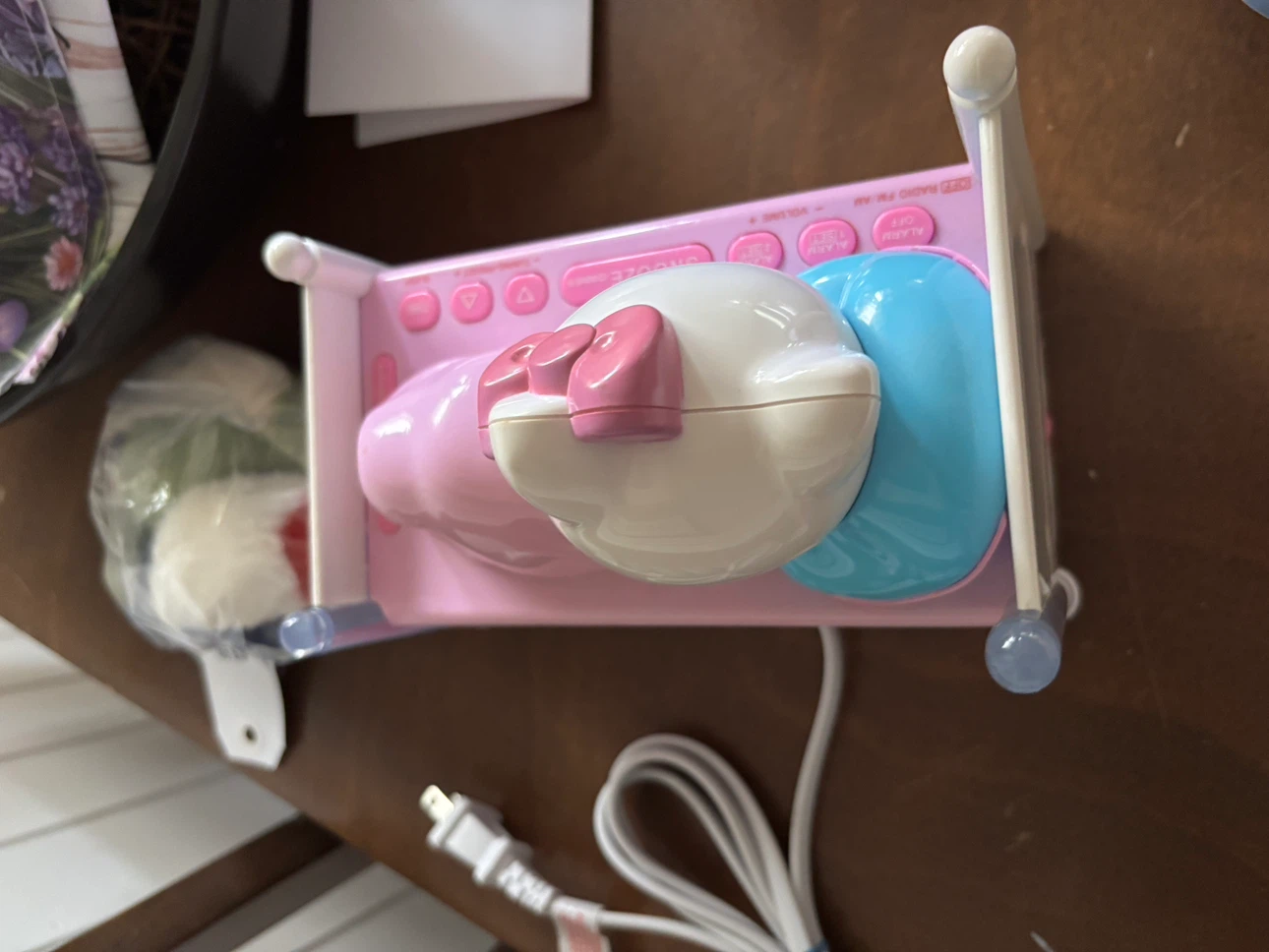 Hello Kitty Alarm Clock Radio Bed Design - photo 3
