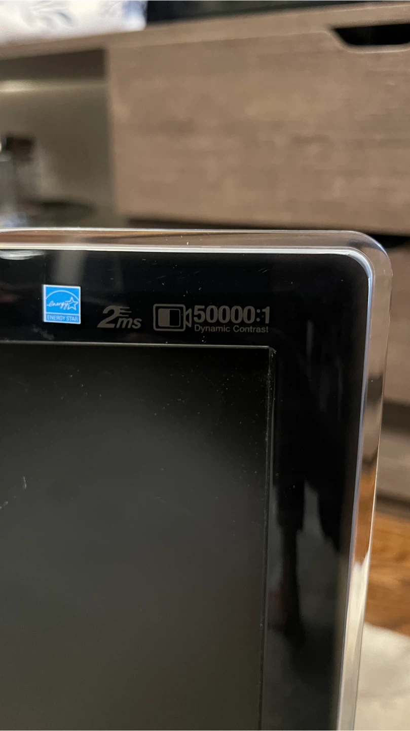 Lg and samsung monitors 24 inch - photo 3